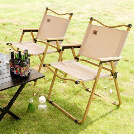 Kemmit folding chair